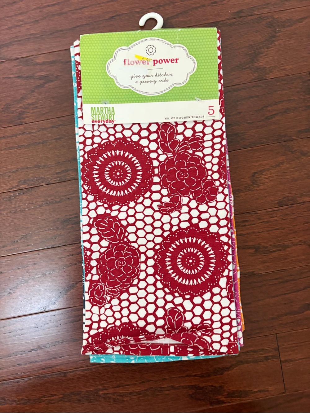 NEW Martha Stewart Everyday Colorful Floral Kitchen Towel Set of 5